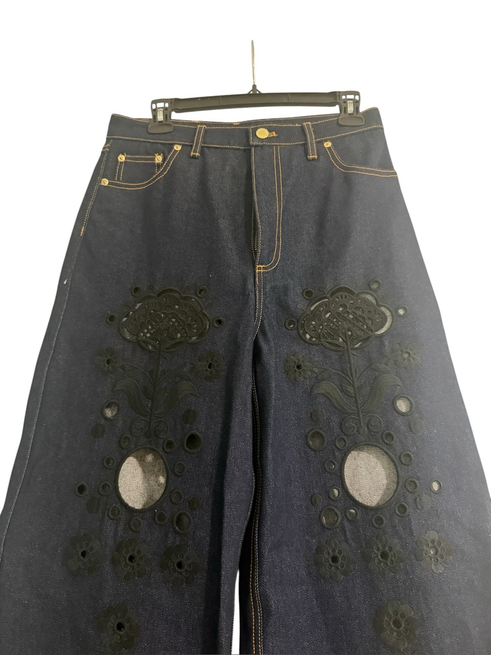 NWT Cynthia Rowley Embroidered Wide-Leg Jean in Dark Wash Size 28 - Picture 5 of 10